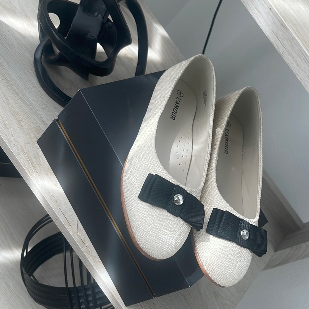Girls flats .